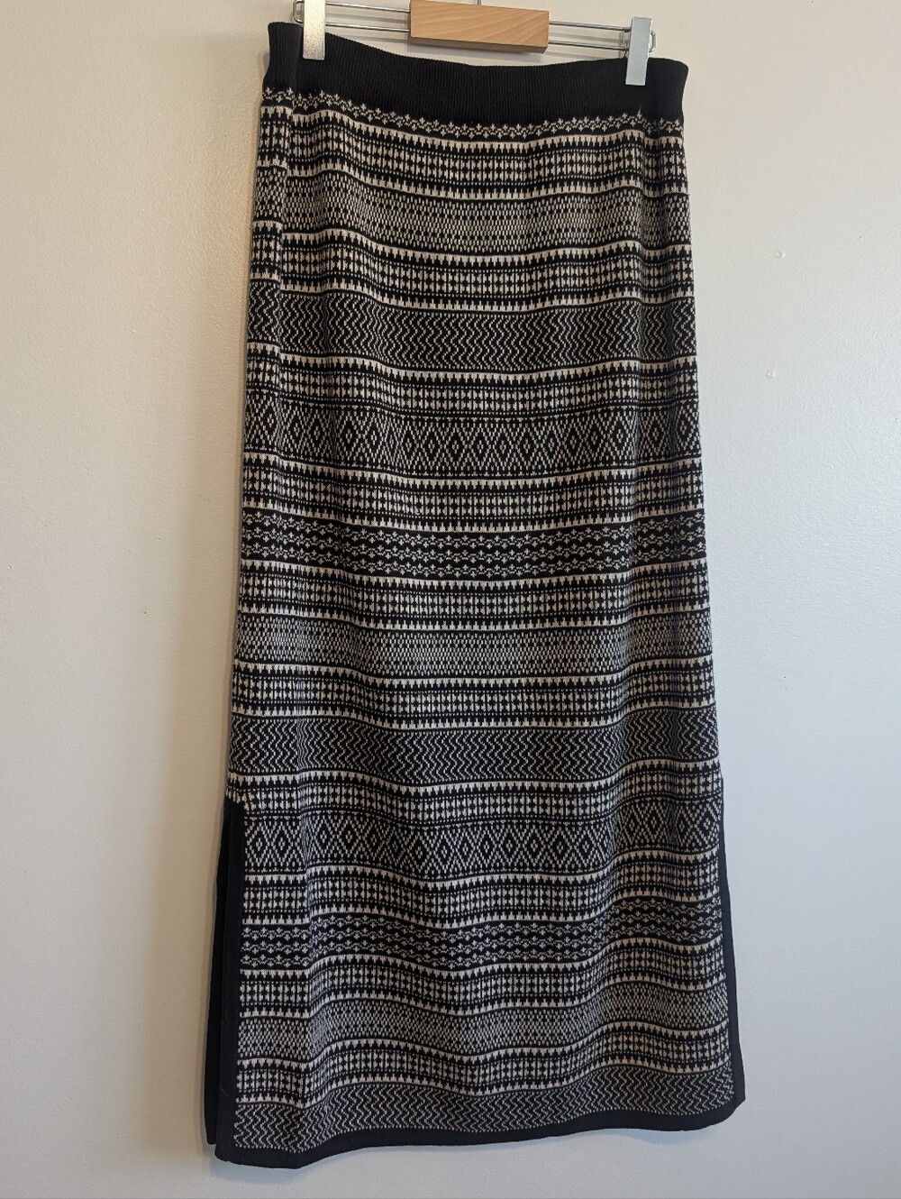 Black and White Patterned Sweater Maxi Skirt with Side Slits S M